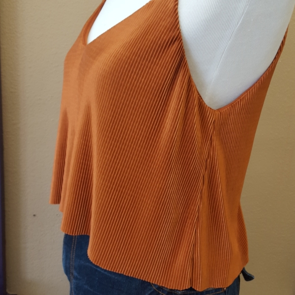 🆑️Ribbed copper crop tank - Picture 2 of 3